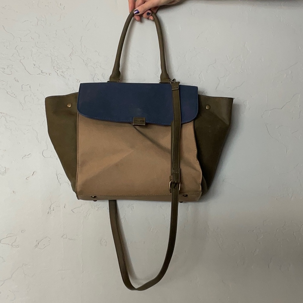 Roxy Crossbody Bag Large